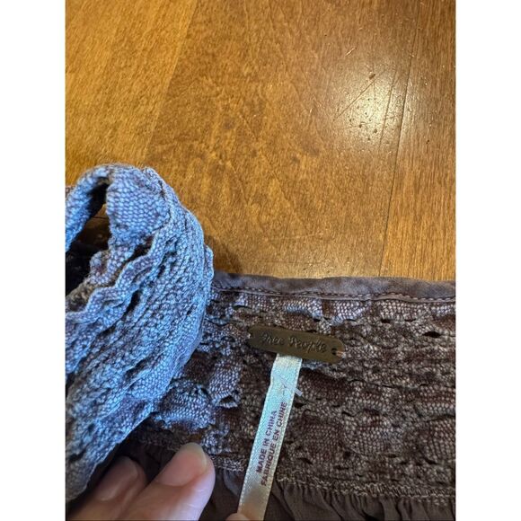 Woman’s 100% Silk free people top size 10 women’s - Picture 5 of 6